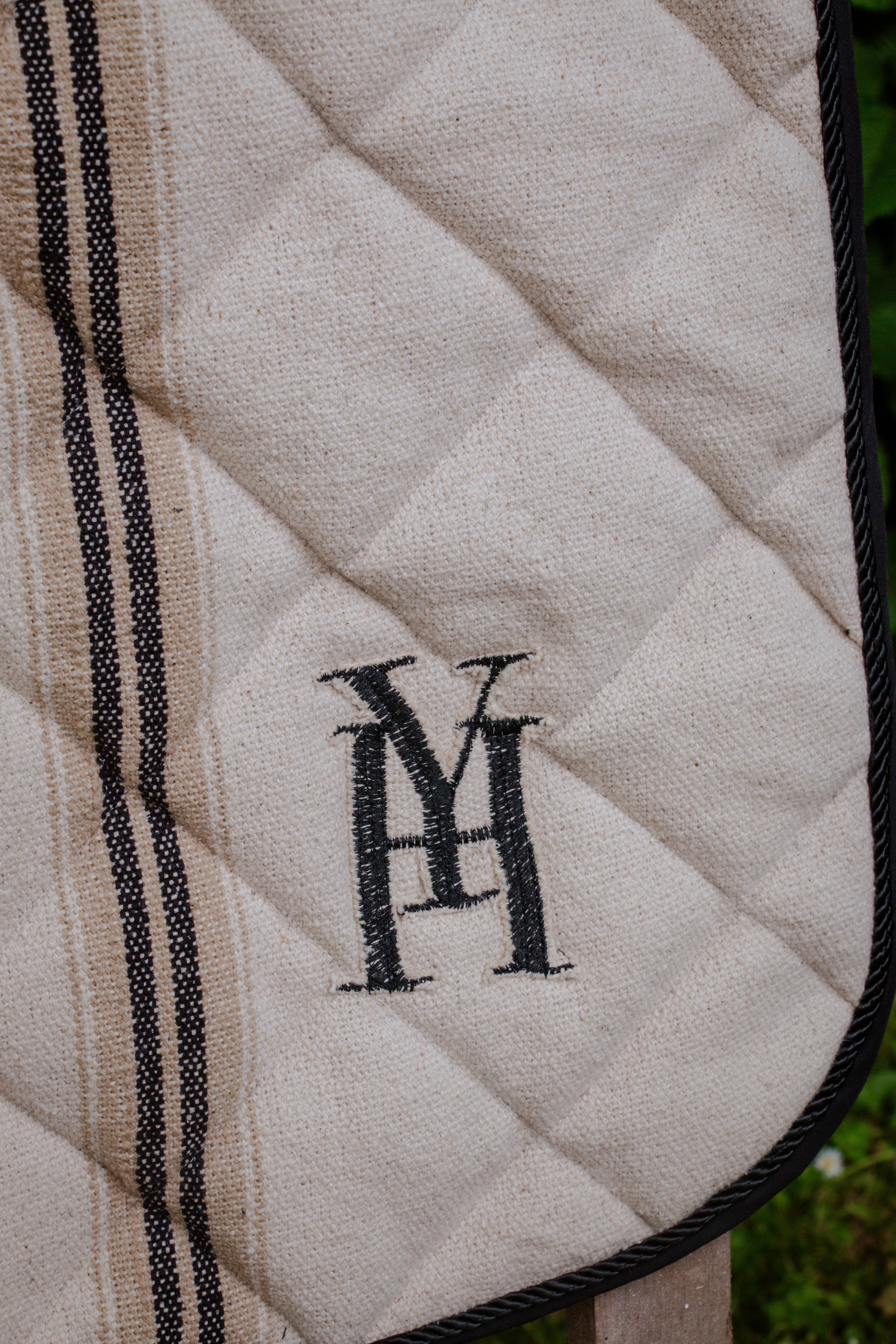 Tapis rayé beige mixte