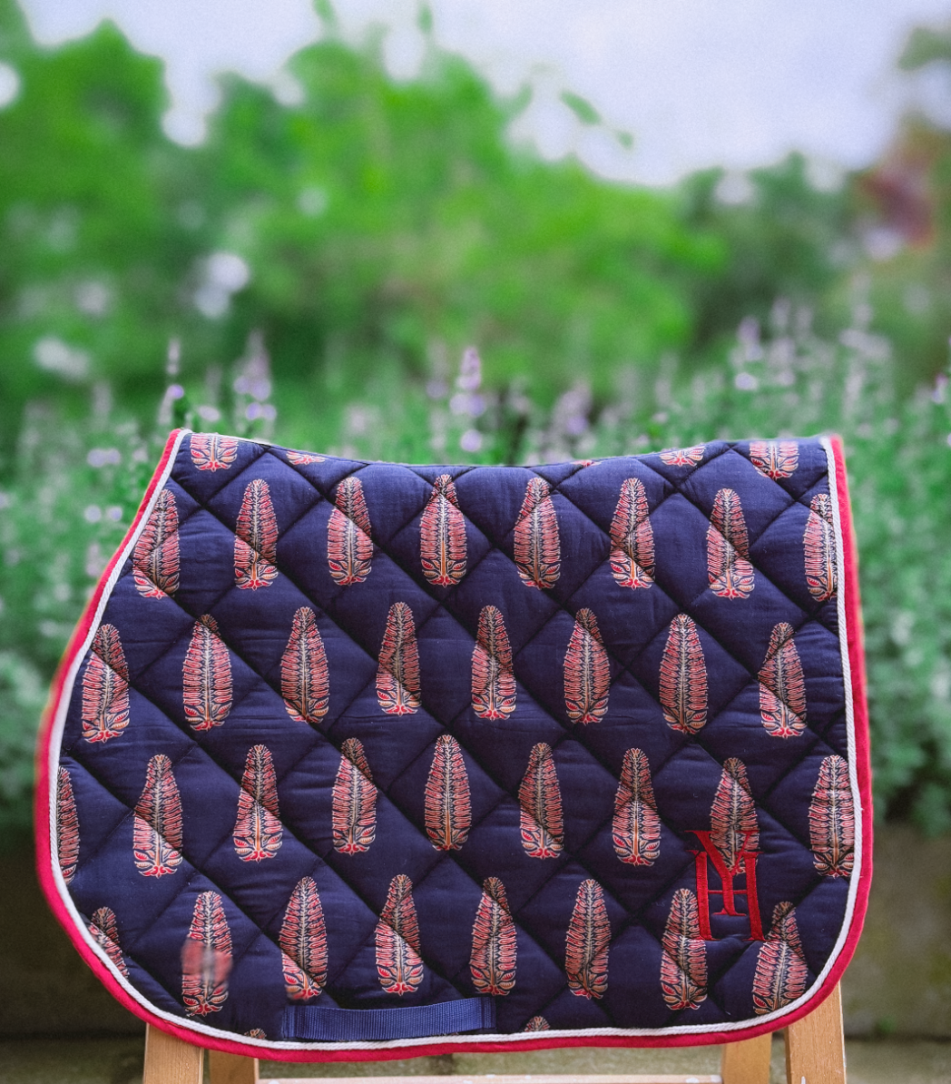 Palm saddle pad 11