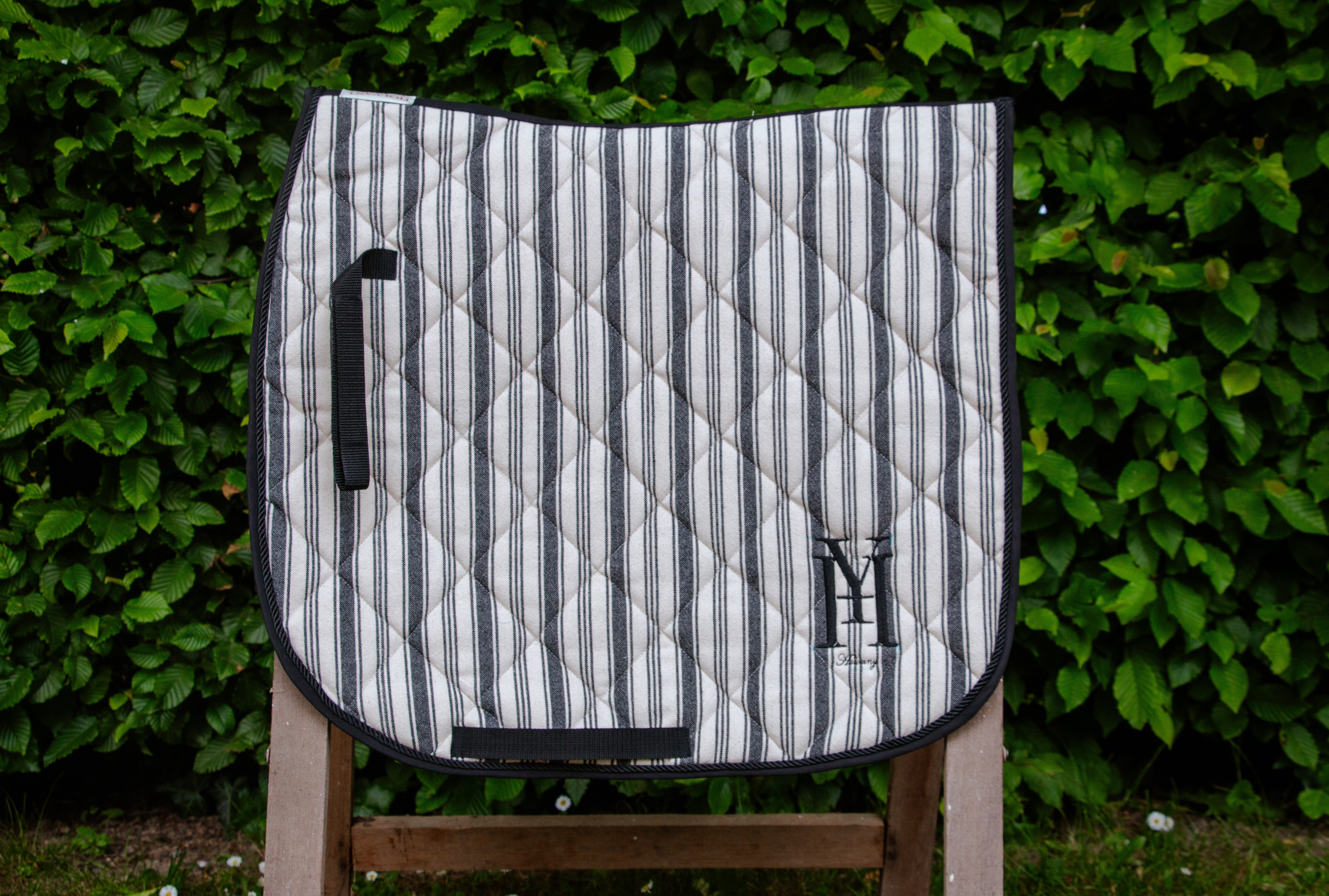 Tapis rayé dressage