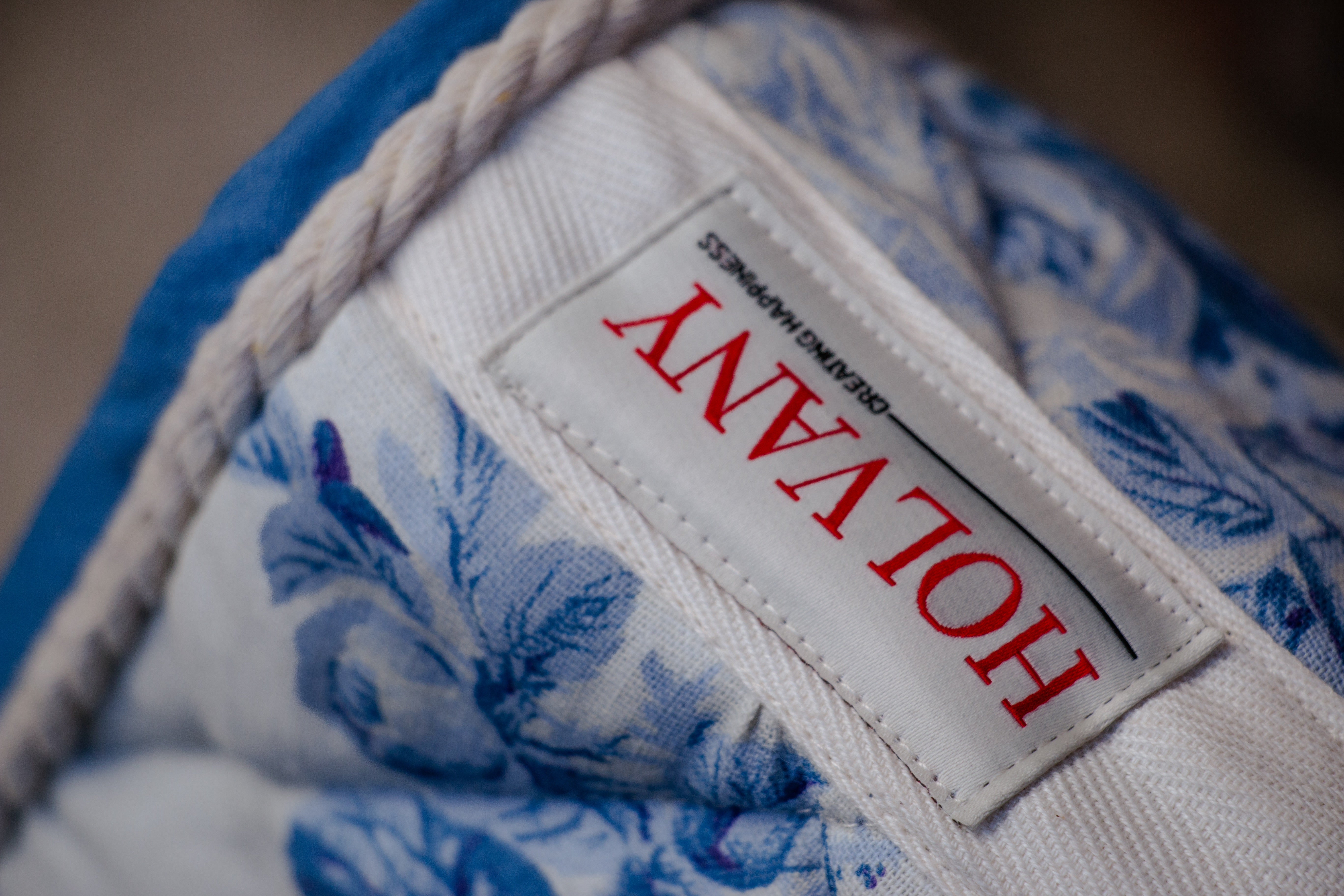 Tapis fleurs bleue dressage