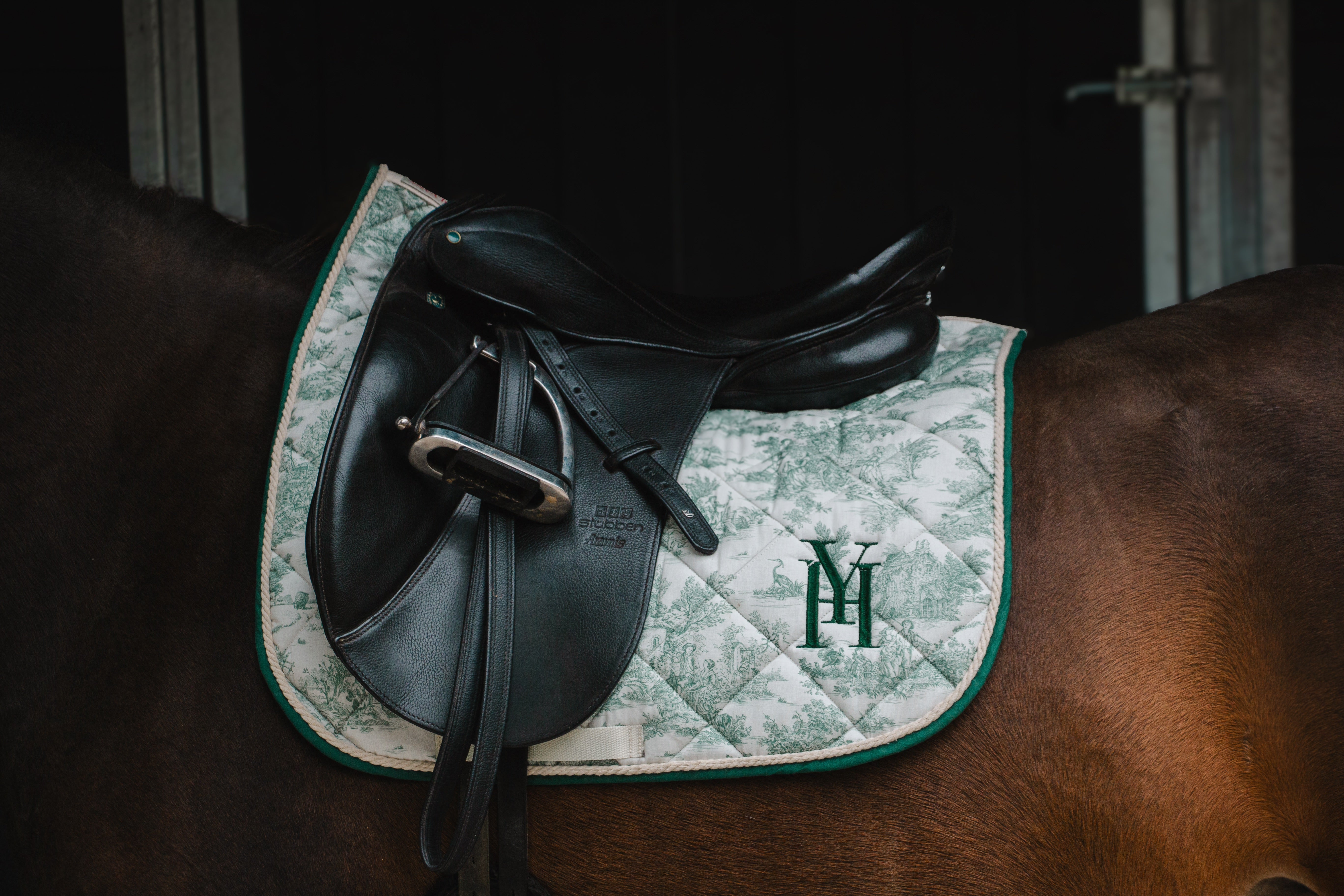 Tapis jouy vert dressage